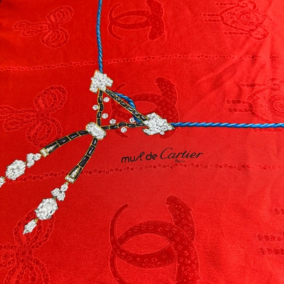 Authentic Cartier Scarf - Picture 3 of 9